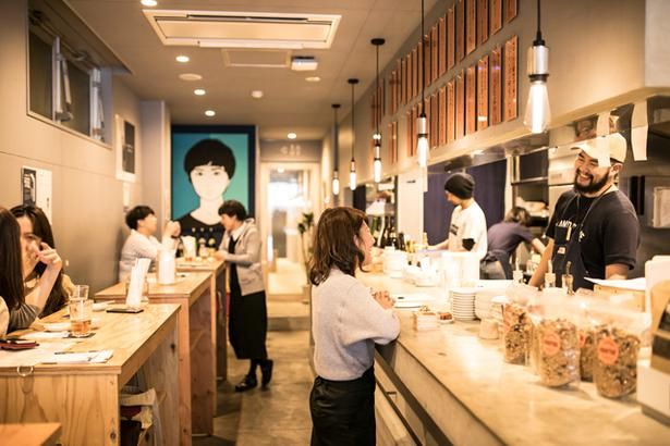 văn hóa đứng ăn